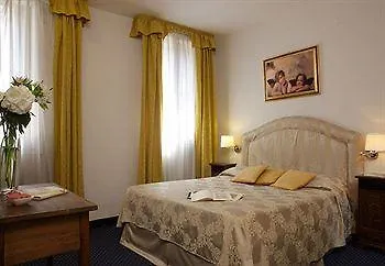 Konukevi Casa Fornaretto Venedik
